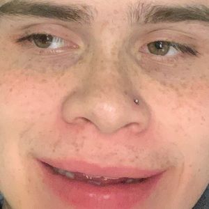 Meet your Posher, Ethan